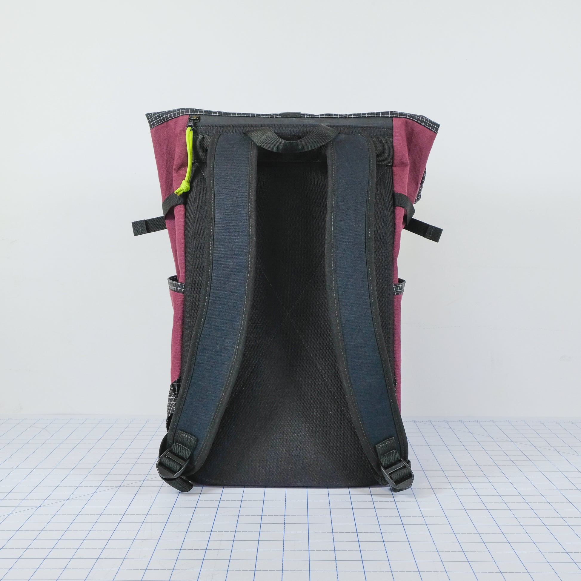 Cinch-Top